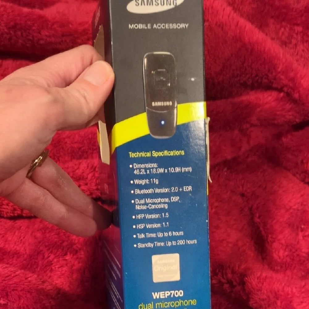 Samsung WEP700 Premium Bluetooth Headset - Black